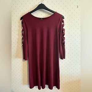 Cute Maroon dress with cutout sleeves